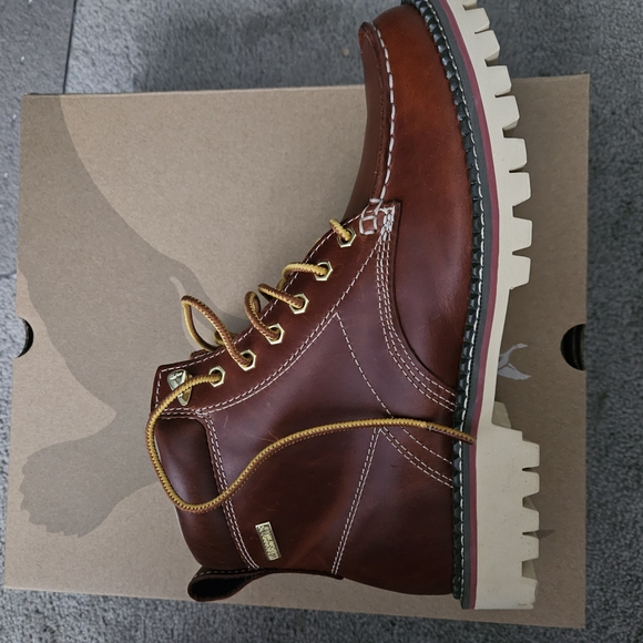 Eddie Bauer Brown and Tan Rugged Leather Boots - Picture 3 of 6